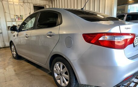 KIA Rio III рестайлинг, 2013 год, 700 000 рублей, 5 фотография