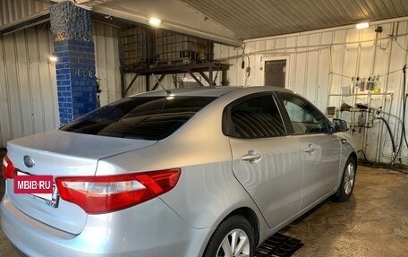 KIA Rio III рестайлинг, 2013 год, 700 000 рублей, 6 фотография