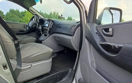 Hyundai Grand Starex Grand Starex I рестайлинг 2, 2011 год, 1 700 000 рублей, 12 фотография