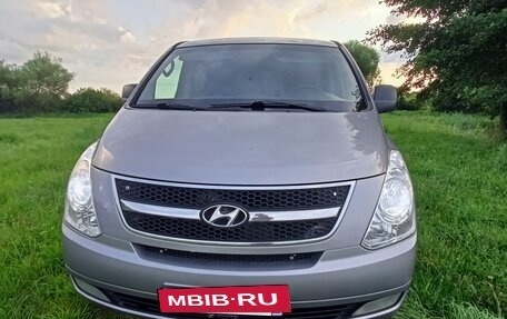 Hyundai Grand Starex Grand Starex I рестайлинг 2, 2011 год, 1 700 000 рублей, 10 фотография