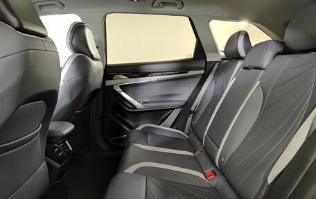 Geely Atlas, 2023 год, 2 750 000 рублей, 15 фотография