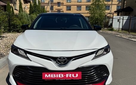 Toyota Camry, 2020 год, 1 680 000 рублей, 4 фотография