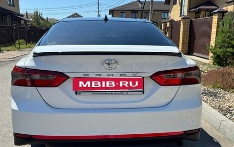 Toyota Camry, 2020 год, 1 680 000 рублей, 10 фотография