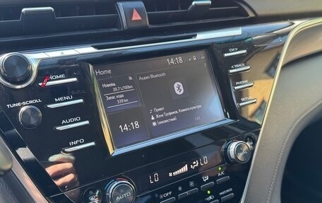 Toyota Camry, 2020 год, 1 680 000 рублей, 24 фотография