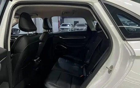Geely Emgrand, 2022 год, 905 000 рублей, 4 фотография