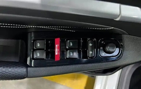 Geely Emgrand, 2022 год, 905 000 рублей, 2 фотография