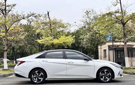 Hyundai Elantra, 2022 год, 1 095 000 рублей, 6 фотография