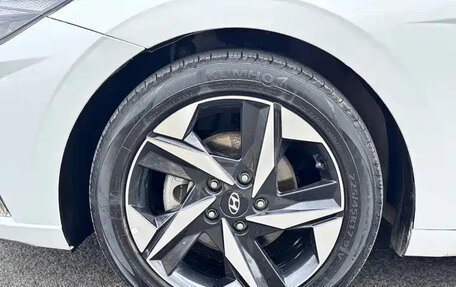 Hyundai Elantra, 2022 год, 1 095 000 рублей, 8 фотография
