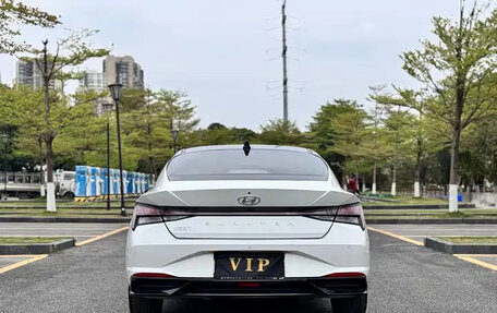 Hyundai Elantra, 2022 год, 1 095 000 рублей, 21 фотография