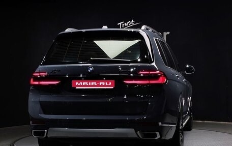 BMW X7, 2023 год, 10 670 000 рублей, 3 фотография
