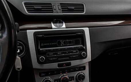 Volkswagen Passat B7, 2014 год, 1 210 000 рублей, 13 фотография