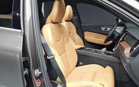 Volvo XC60 II, 2023 год, 5 557 000 рублей, 10 фотография