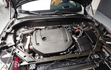 Volvo XC60 II, 2023 год, 5 557 000 рублей, 12 фотография