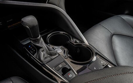 Toyota Camry, 2019 год, 2 780 000 рублей, 12 фотография
