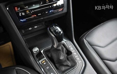 Volkswagen Tiguan II, 2023 год, 2 741 020 рублей, 9 фотография
