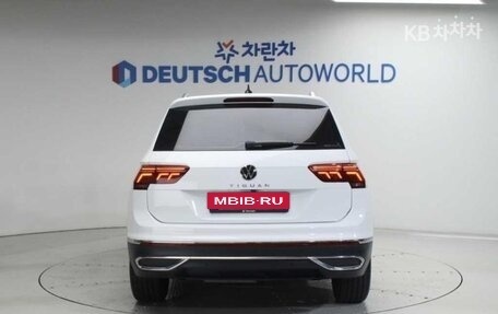Volkswagen Tiguan II, 2023 год, 2 741 020 рублей, 4 фотография