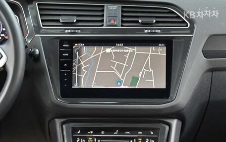 Volkswagen Tiguan II, 2023 год, 2 741 020 рублей, 14 фотография