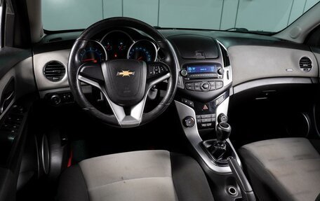 Chevrolet Cruze II, 2013 год, 749 000 рублей, 6 фотография