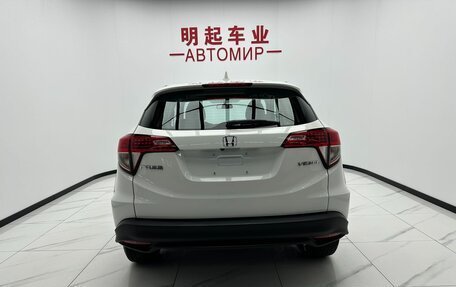 Honda Vezel, 2022 год, 1 450 000 рублей, 11 фотография