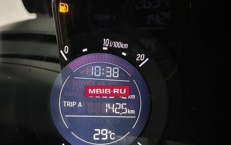 Honda Vezel, 2022 год, 1 450 000 рублей, 17 фотография