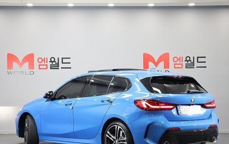 BMW 1 серия, 2024 год, 3 700 000 рублей, 5 фотография