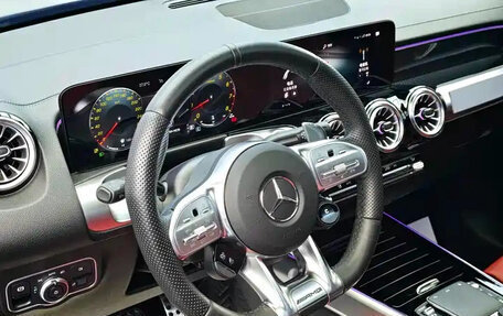 Mercedes-Benz GLB, 2023 год, 3 033 000 рублей, 11 фотография