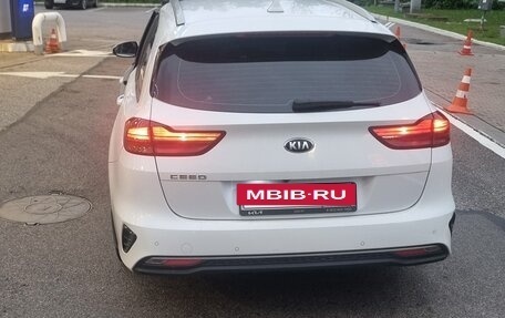 KIA cee'd III, 2021 год, 1 529 000 рублей, 2 фотография