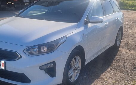 KIA cee'd III, 2021 год, 1 529 000 рублей, 6 фотография