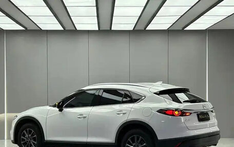 Mazda CX-4, 2022 год, 1 580 500 рублей, 4 фотография