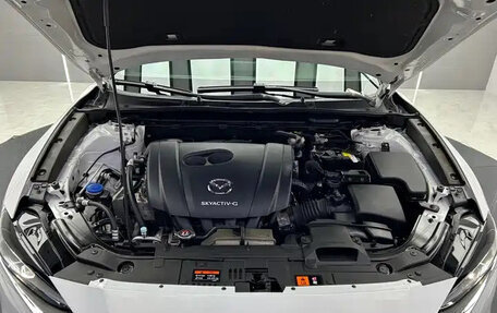 Mazda CX-4, 2022 год, 1 580 500 рублей, 9 фотография