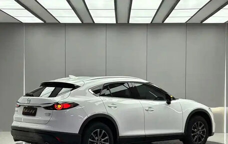 Mazda CX-4, 2022 год, 1 580 500 рублей, 6 фотография