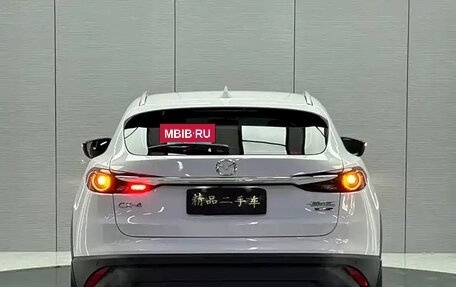 Mazda CX-4, 2022 год, 1 580 500 рублей, 5 фотография