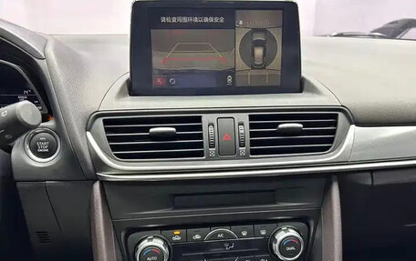 Mazda CX-4, 2022 год, 1 580 500 рублей, 13 фотография