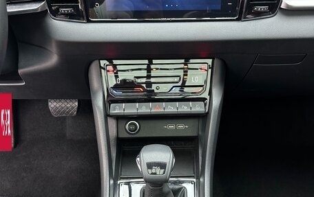 Skoda Karoq I, 2023 год, 2 150 000 рублей, 8 фотография
