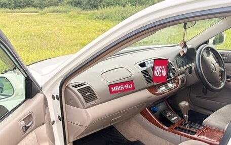 Toyota Camry V40, 2002 год, 650 000 рублей, 4 фотография