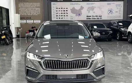Skoda Octavia IV, 2022 год, 1 990 000 рублей, 2 фотография