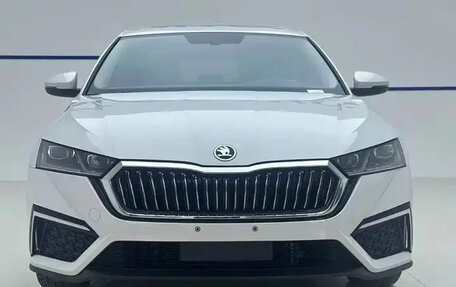 Skoda Octavia IV, 2023 год, 2 050 000 рублей, 2 фотография