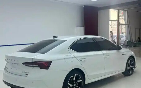 Skoda Octavia IV, 2023 год, 2 050 000 рублей, 6 фотография