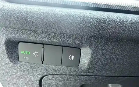 Skoda Octavia IV, 2023 год, 2 050 000 рублей, 12 фотография