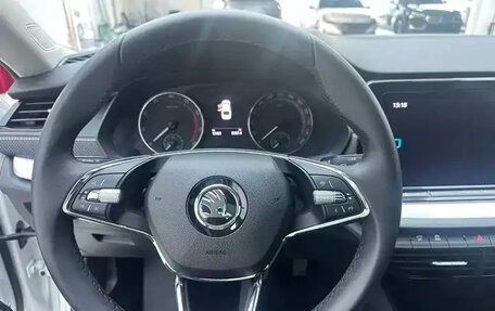 Skoda Octavia IV, 2023 год, 2 050 000 рублей, 14 фотография