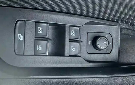 Skoda Octavia IV, 2023 год, 2 050 000 рублей, 24 фотография