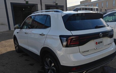 Volkswagen T-Cross I, 2021 год, 1 950 000 рублей, 18 фотография