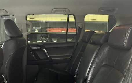 Toyota Land Cruiser Prado 150 рестайлинг 2, 2011 год, 2 800 000 рублей, 13 фотография