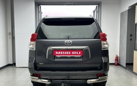 Toyota Land Cruiser Prado 150 рестайлинг 2, 2011 год, 2 800 000 рублей, 5 фотография