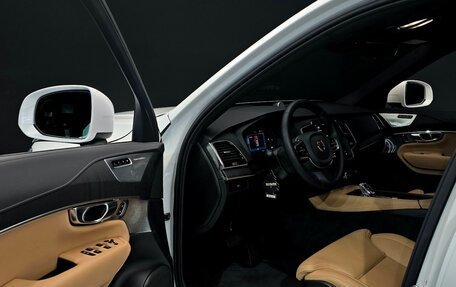 Volvo XC90 II рестайлинг, 2024 год, 7 030 000 рублей, 17 фотография