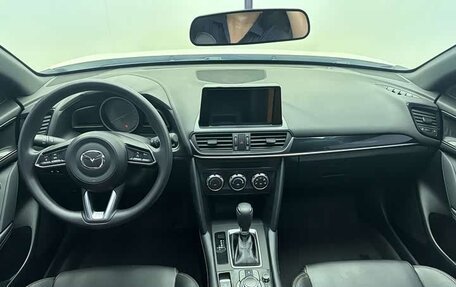 Mazda CX-4, 2023 год, 2 100 000 рублей, 2 фотография