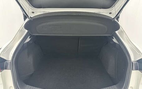 Mazda CX-4, 2023 год, 2 100 000 рублей, 15 фотография