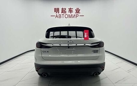 Mazda CX-4, 2023 год, 2 100 000 рублей, 11 фотография