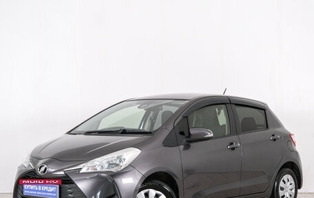 Toyota Vitz, 2019 год, 969 000 рублей, 3 фотография