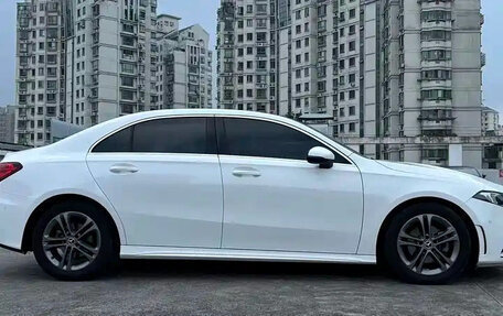 Mercedes-Benz A-Класс, 2022 год, 1 600 004 рублей, 8 фотография